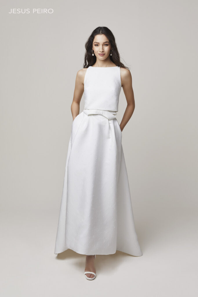 Das Brautkleid 2205 vom Hersteller Jesus Peiro, bei Ivory & Blush