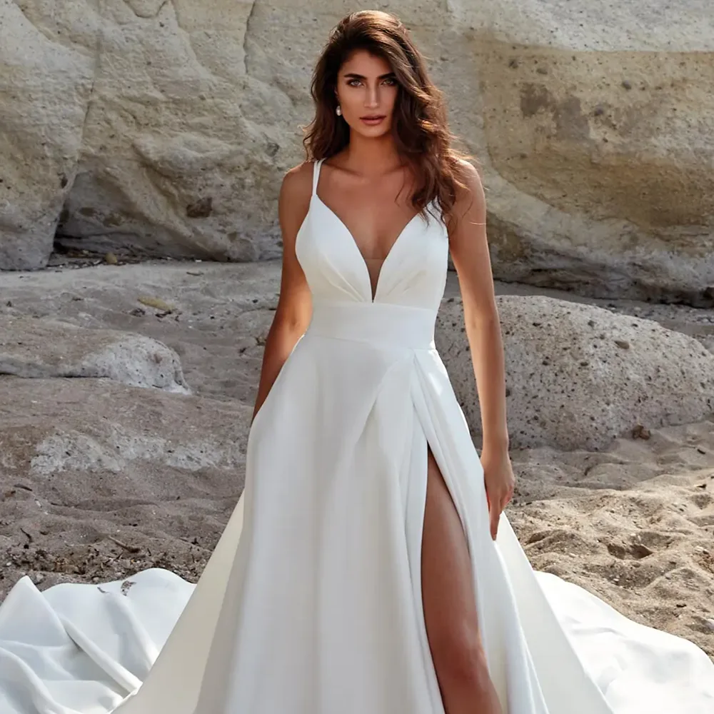 Das Brautkleid Rome vom Hersteller Eddy K, bei Ivory & Blush