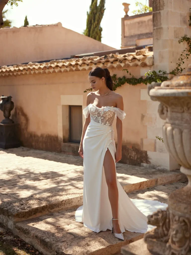 Das Brautkleid Elfre  vom Hersteller Modeca, bei Ivory & Blush