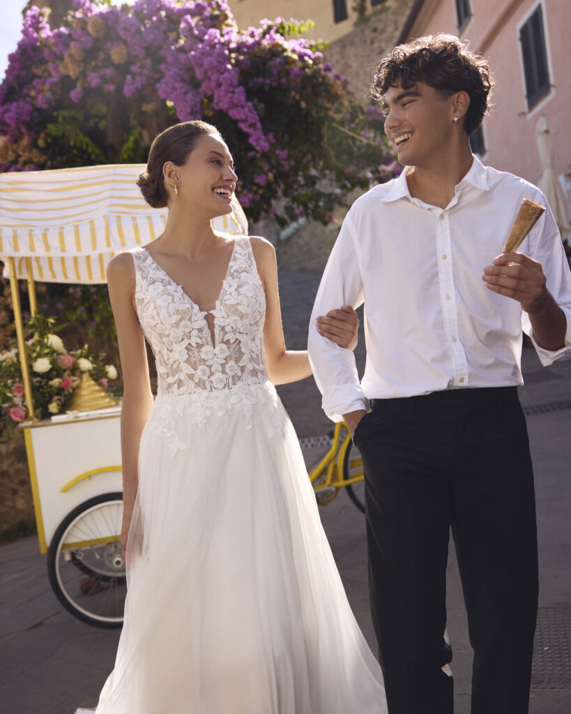 Das Brautkleid Gabby vom Hersteller Modeca, bei Ivory & Blush