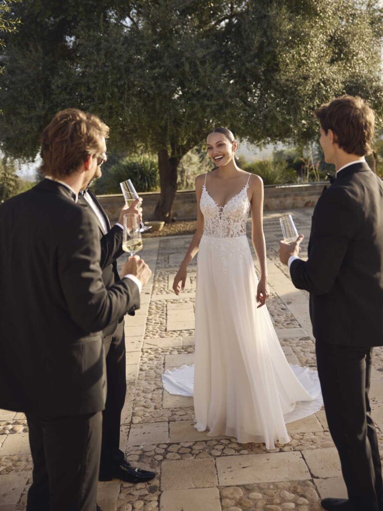 Das Brautkleid Grand vom Hersteller Modeca, bei Ivory & Blush