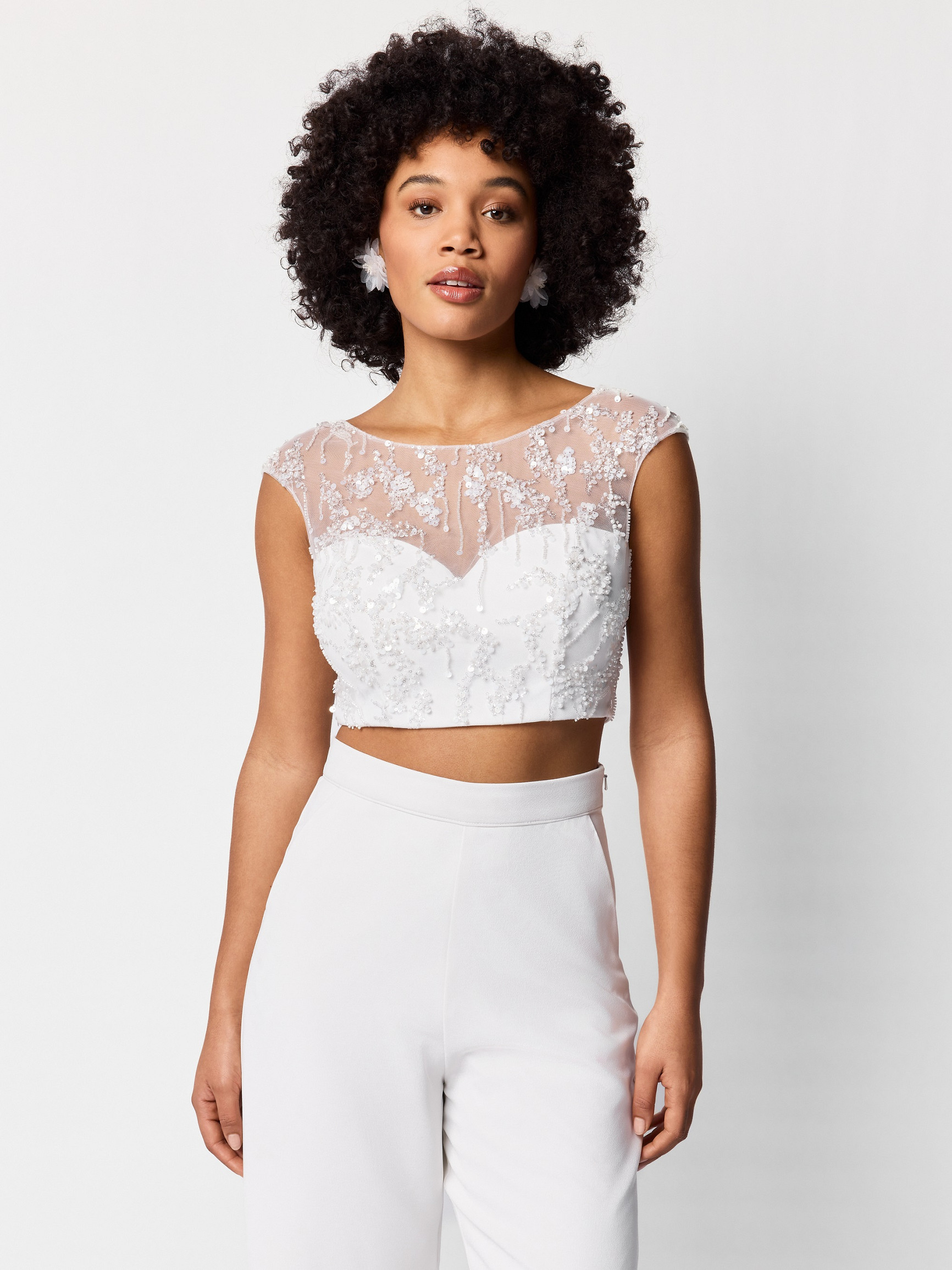 Das Brautkleid Top T-75412 vom Hersteller Poirier, bei Ivory & Blush