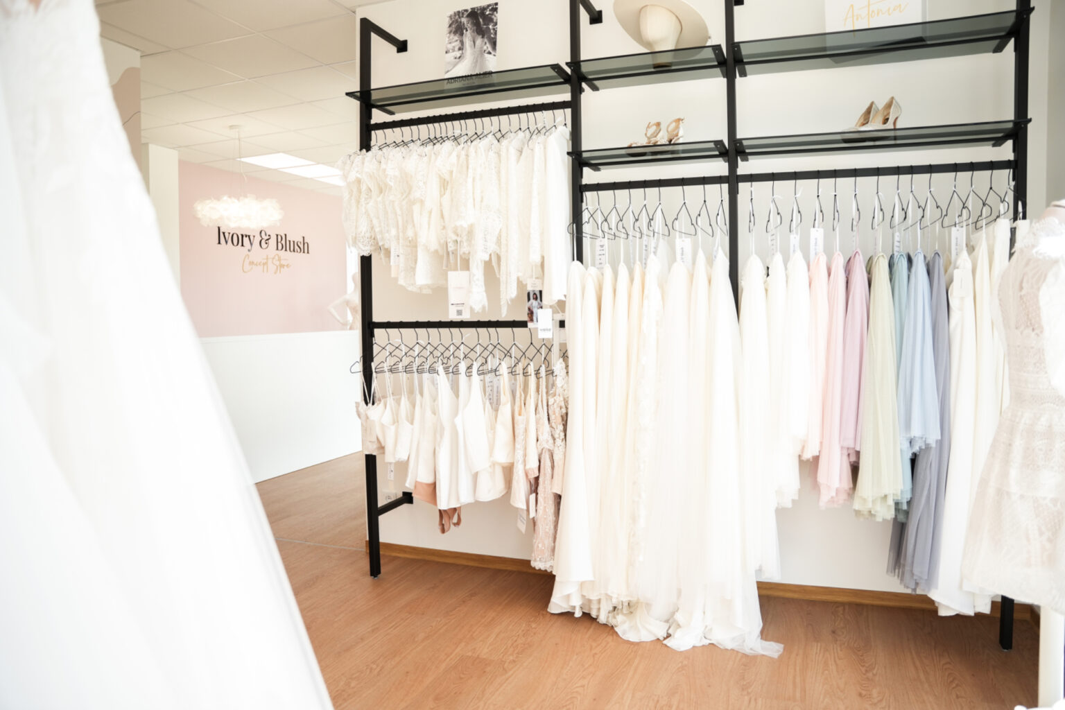 Ivory&Blush-Brautmodenladen-3