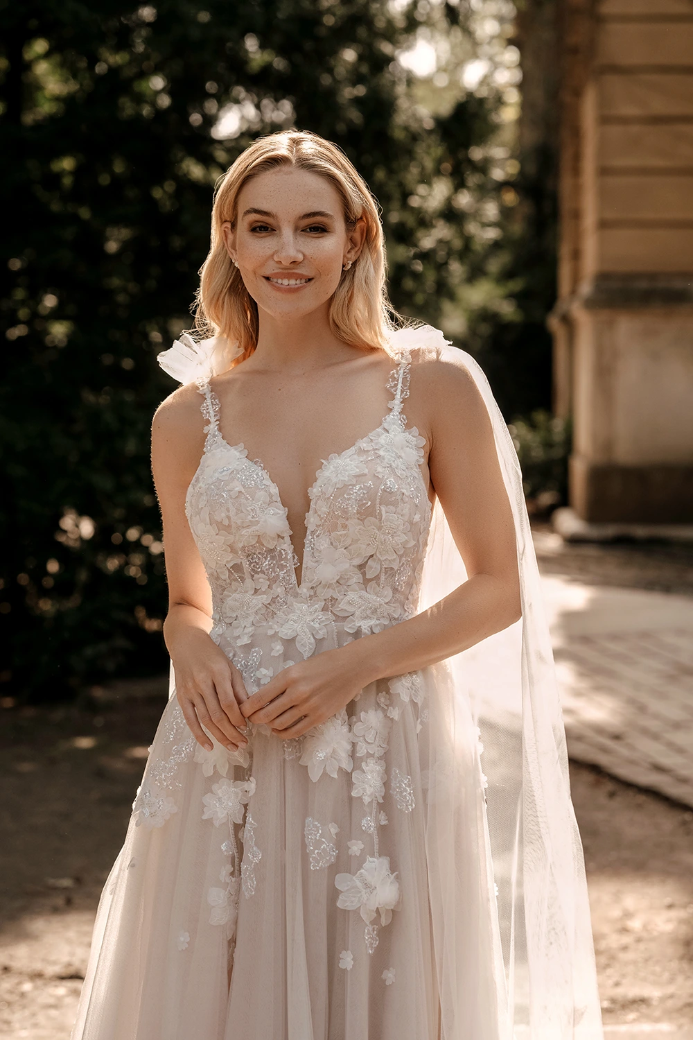 Das Brautkleid WA22927 vom Hersteller Cizzy Bridal - White April, bei Ivory & Blush