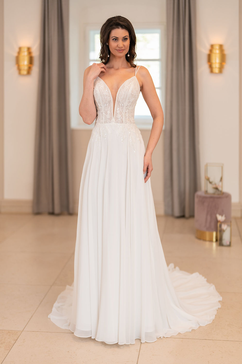 Das Brautkleid 1 SP1-2337 vom Hersteller Sposa Toscana, bei Ivory & Blush