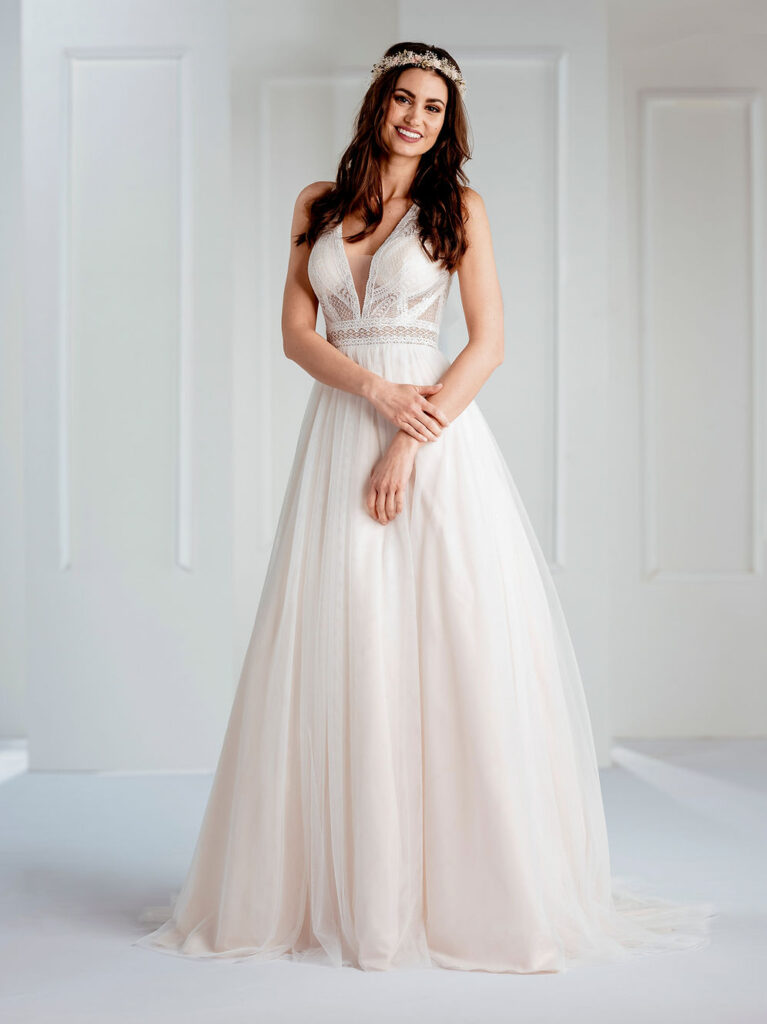 Das Brautkleid 17 82WB19412 vom Hersteller Sposa Toscana, bei Ivory & Blush