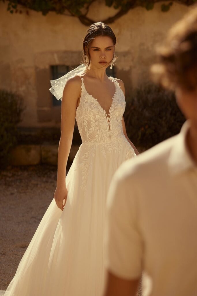 Das Brautkleid 66301 vom Hersteller Justin Alexander - Lillian West, bei Ivory & Blush