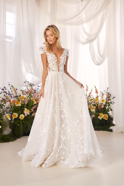 Das Brautkleid Atlanta vom Hersteller Agnieszka Swiatly, bei Ivory & Blush