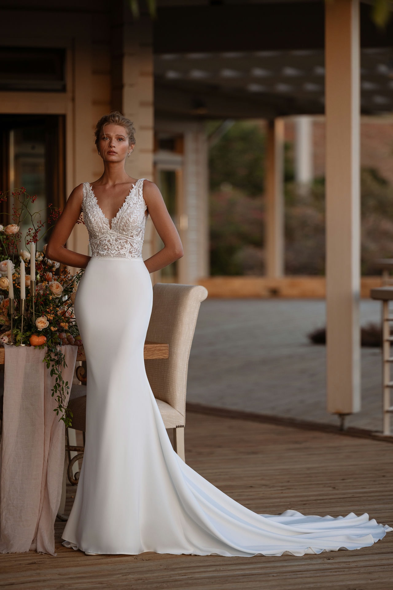 Das Brautkleid DR396  vom Hersteller Demetrios - Destination Romance, bei Ivory & Blush