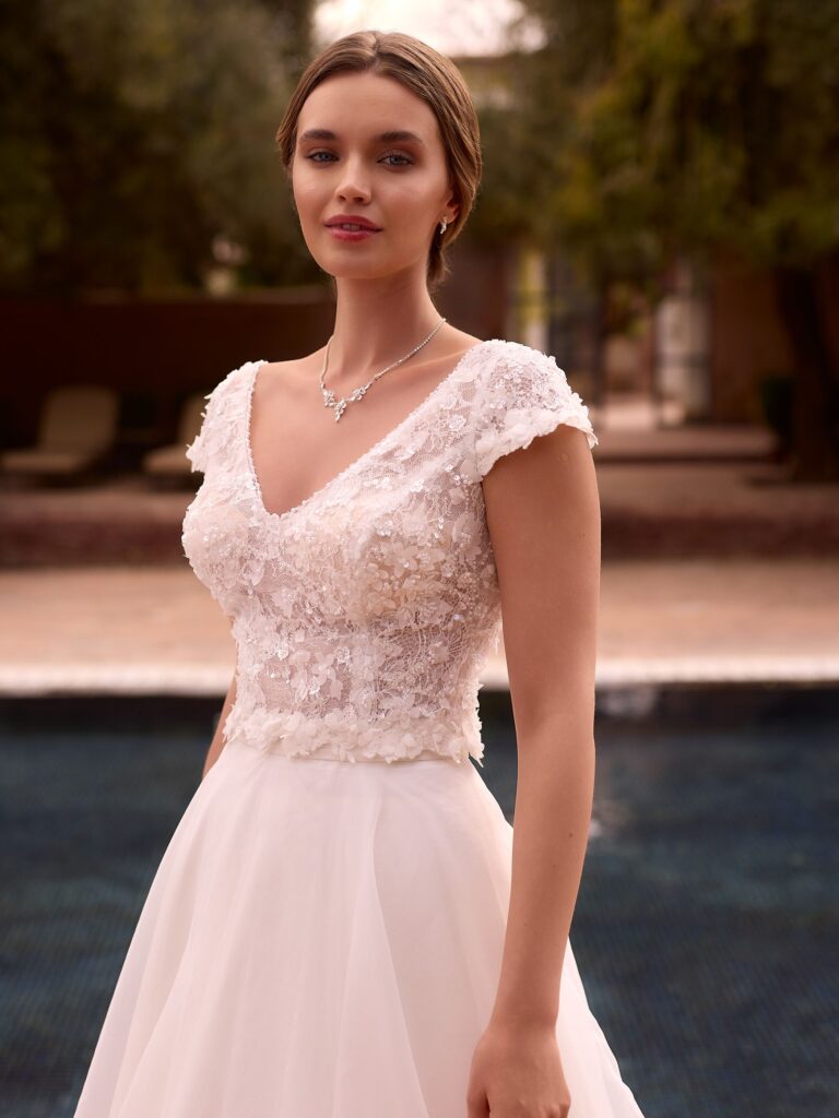 Das Brautkleid Oberteil E509 vom Hersteller Bianco Evento, bei Ivory & Blush