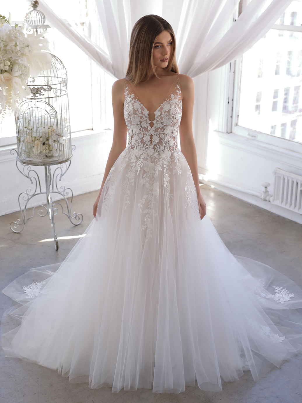 Das Brautkleid Olani vom Hersteller Enzoani - Blue, bei Ivory & Blush