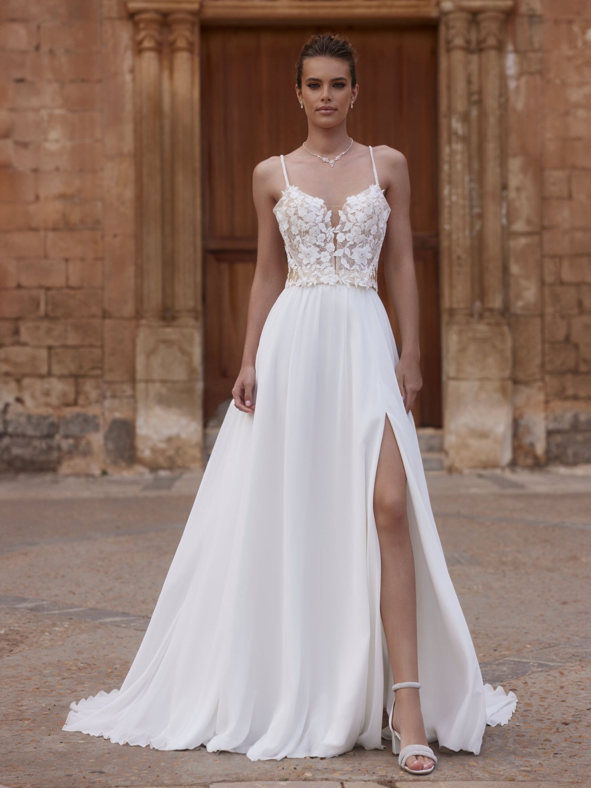 Das Brautkleid Rock Karin vom Hersteller Bianco Evento, bei Ivory & Blush