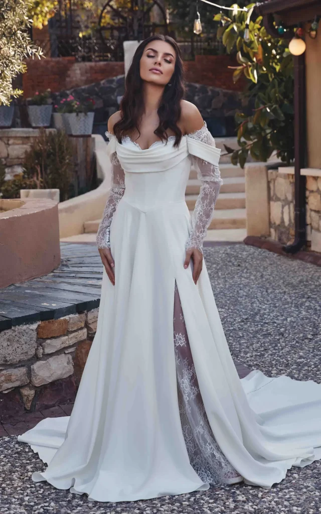 Das Brautkleid Trisha  vom Hersteller Eddy K, bei Ivory & Blush