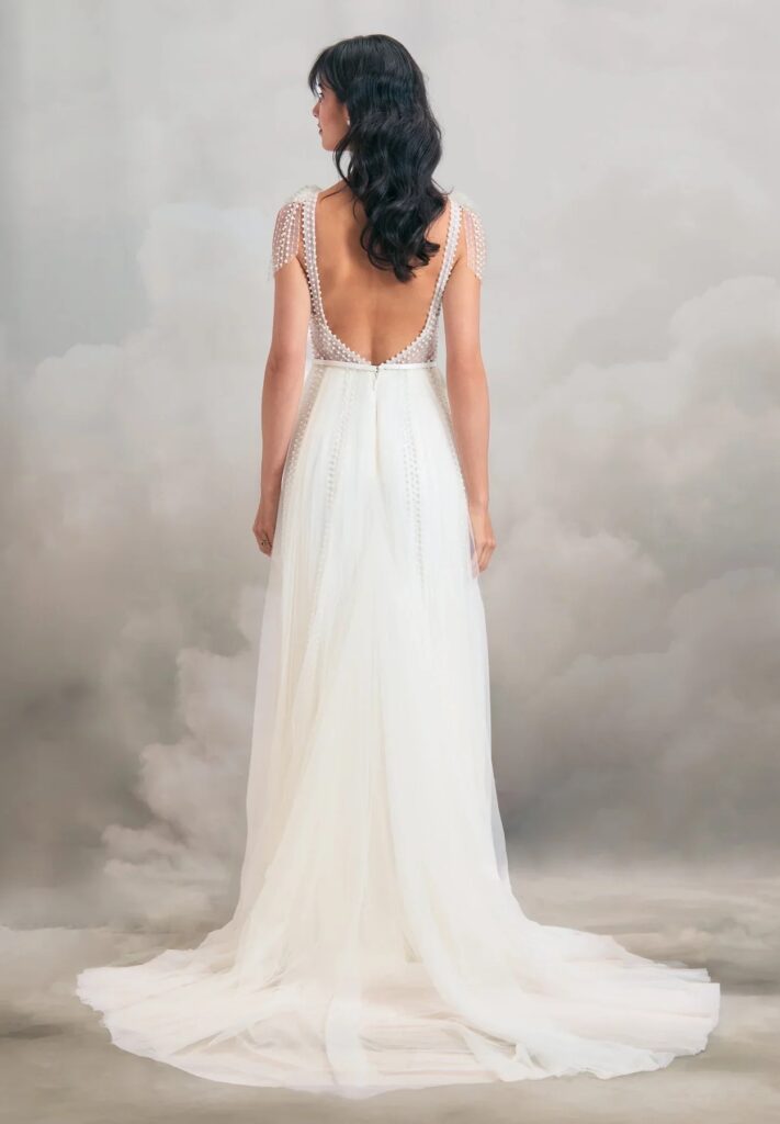 Brautkleid Cyprus Gown von Catherine Deane, Detailbild 2, bei Ivory & Blush