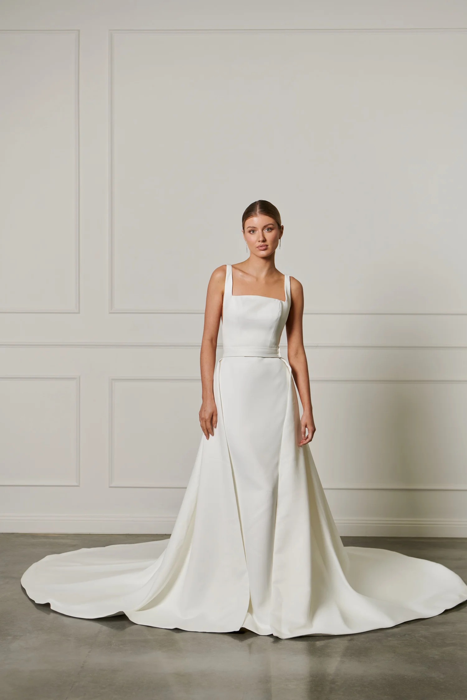 Brautkleid CZ23209C von Cizzy Bridal bei Ivory & Blush